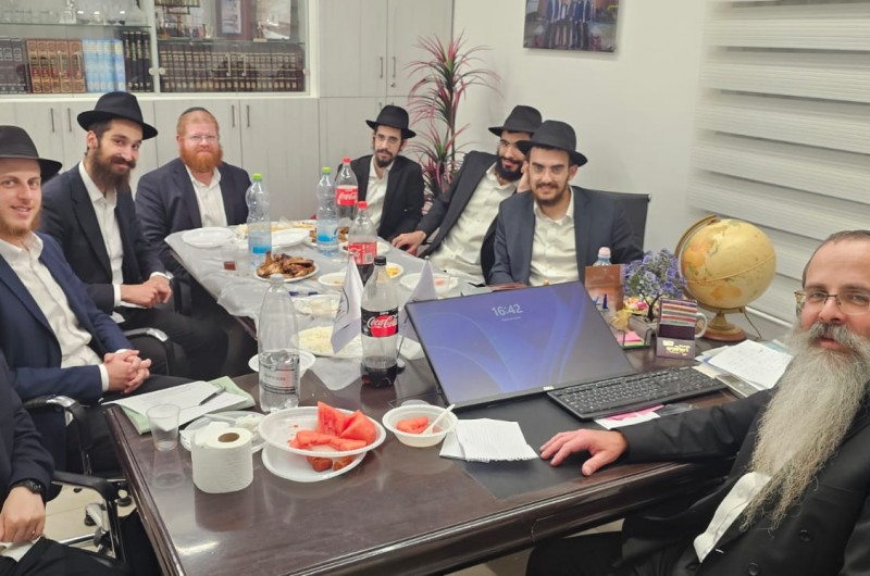 כך התקבלה קבוצת התמימים השלוחים בישיבה בבני ברק