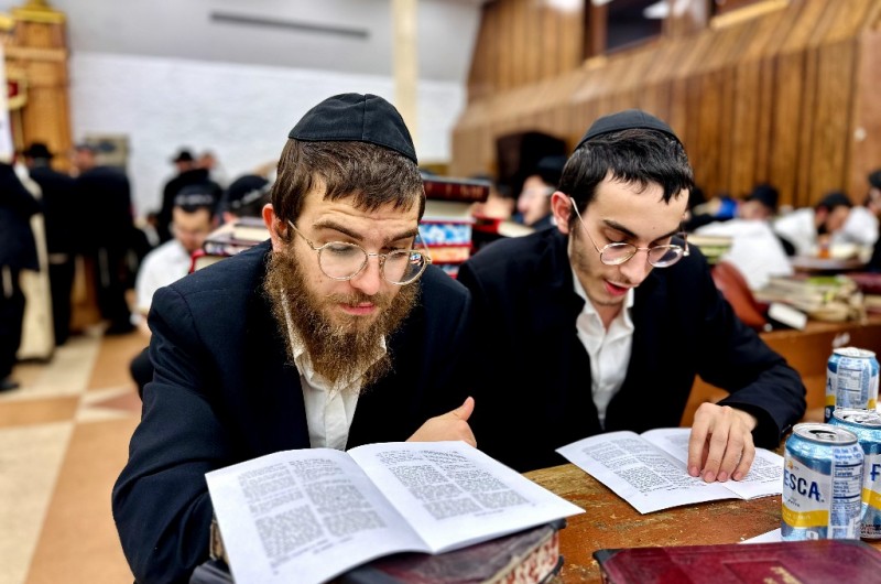 'סדר שיחות' ב-770 לע