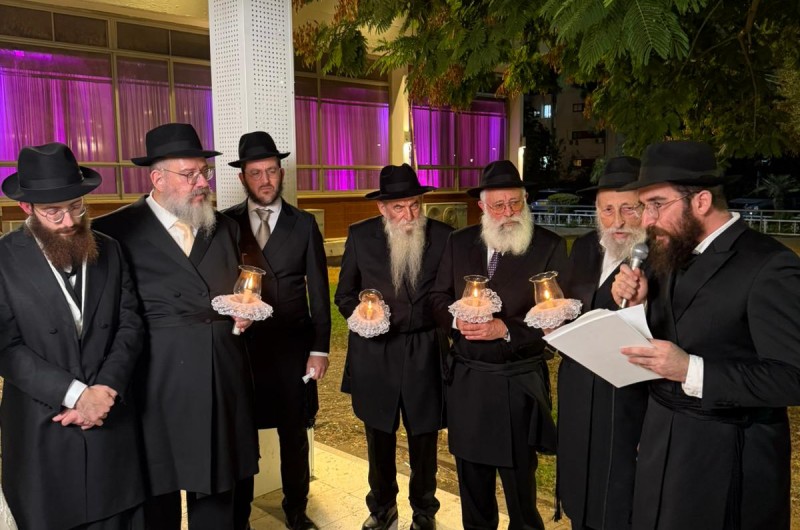 חתונת הת' לוי קטן בנו של הרב יעקב ורעייתו קטן מכפר חב''ד, עב