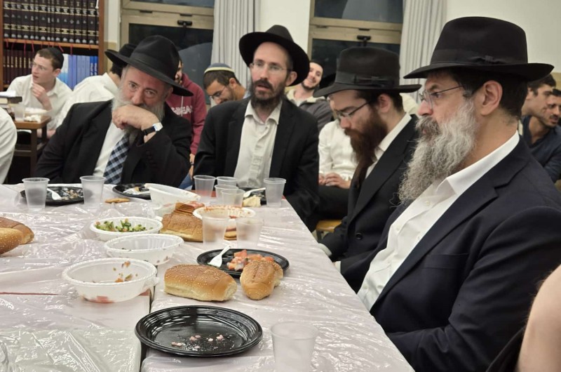 לרגל הולדת הרבי הרש