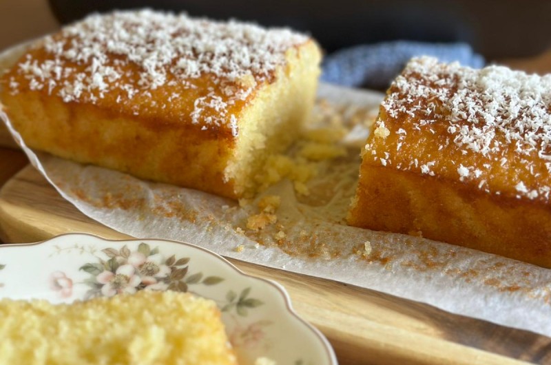 עוגת סולת וקוקוס רכה ועסיסית: את זה אתם חייבים מוכן בבית