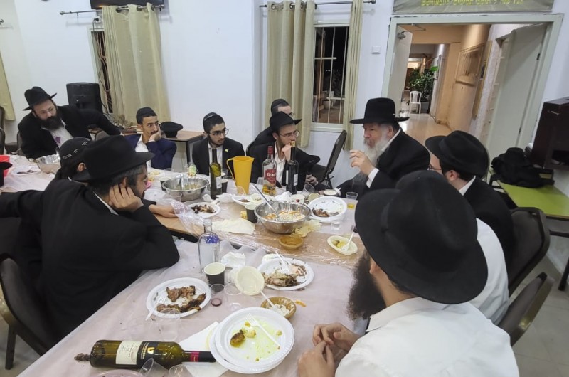 לצד התמימים: אנ