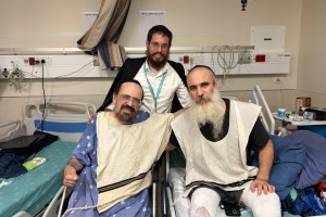 לאחר ההליך הרפואי הקשה: השלוחים פצחו בריקוד לרגל ה'כינוס'