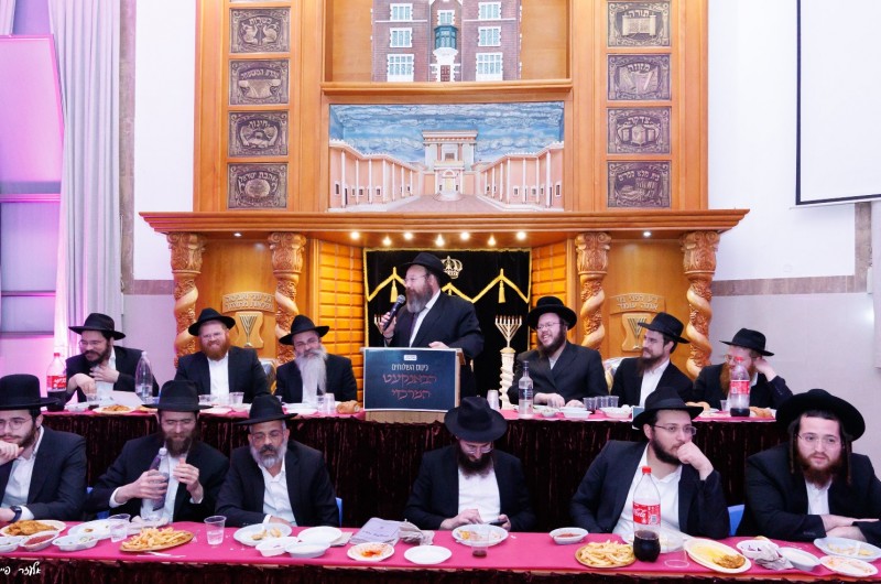 בישיבה בבני-ברק ערכו באנקעט חגיגי סביב שייכות ל