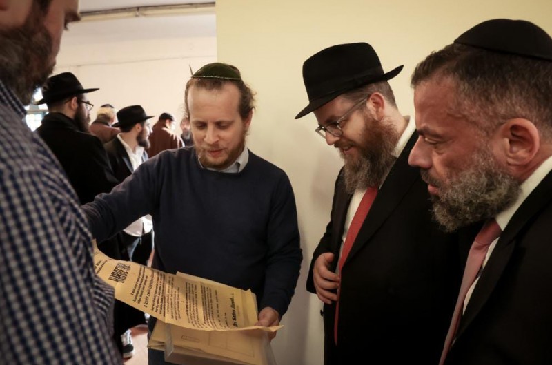 השלוחים יקבלו ביכנ