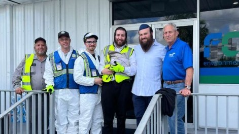 השליח עצר את משאית הזבל: תיק התפילין ניצל ברגע האחרון