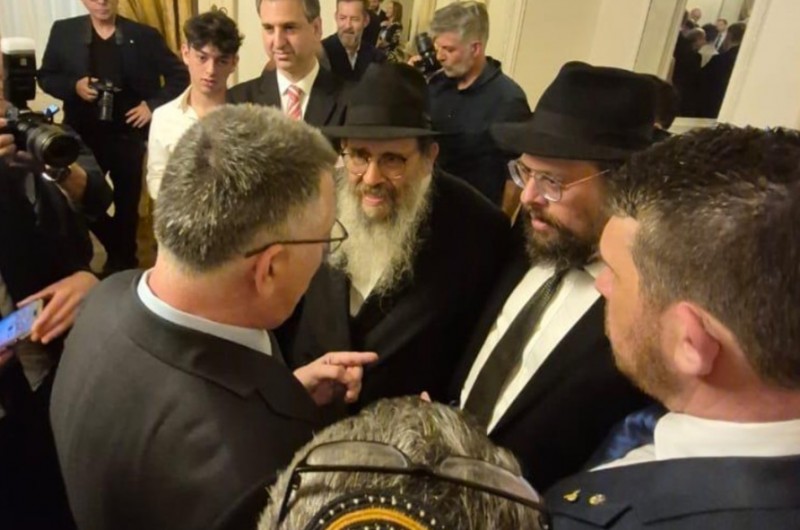 השלוחים קיבלו את פני שר החוץ בביקורו הרשמי בארגנטינה