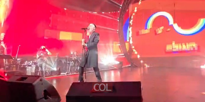 הזמר החסידי אברהם פריד מרקיד את ההמונים הערב מוצ