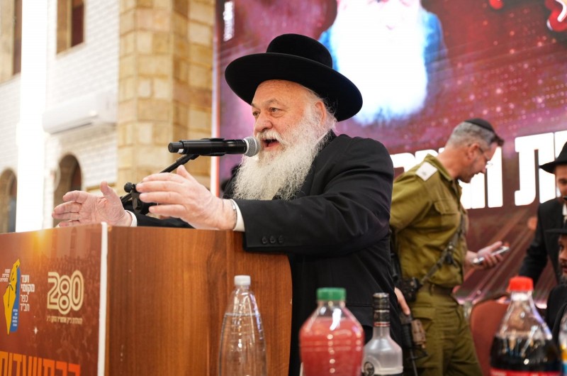 גולדקנופף הפציר בהתוועדות: 