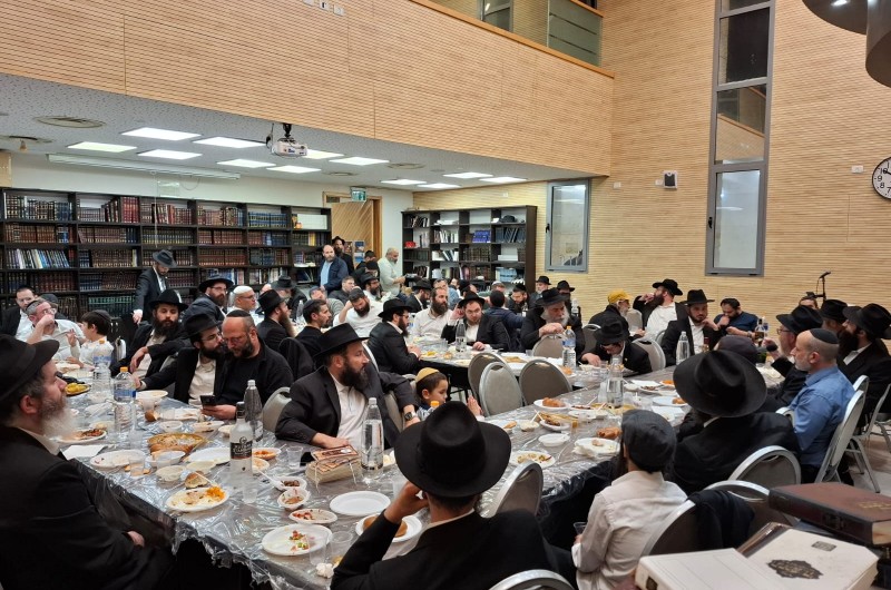 בהתוועדות מרוממת: קהילת חב