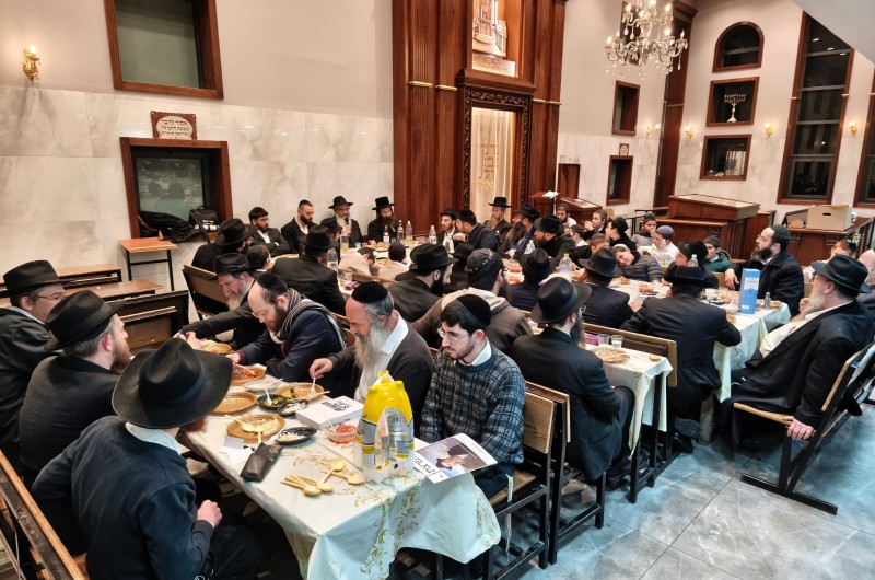 המשפיע הרב ישראל אלפנביין, רב ביכנ