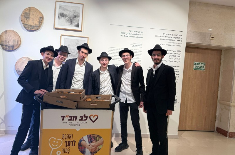 עשרות הדלקות נרות עם שלוחים ותמימים במרכז הרפואי בילינסון