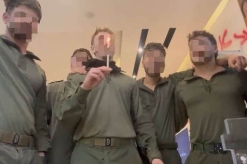 מנורה גם בכיכר אסד בסוריה: 'עזר לחייל' מסכם מבצע חנוכה