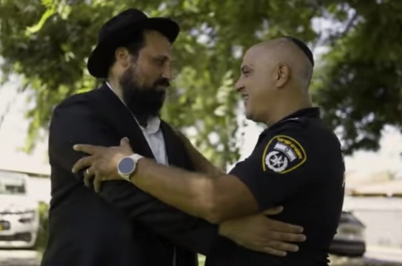 השליח נפרד מגיבור המלחמה: 