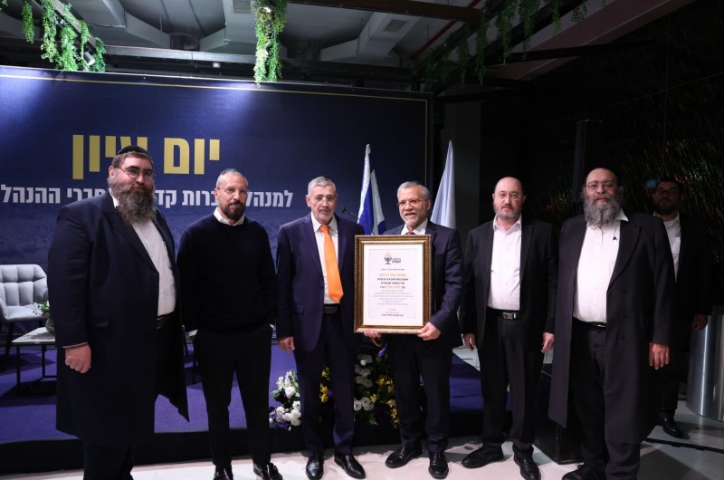 דובר המשרד לשירותי דת - ר' אבי רוזן ומנכ