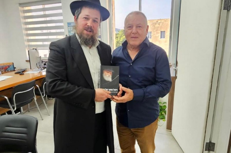 הבוקר נערכה פגישת עבודה בין מנכ