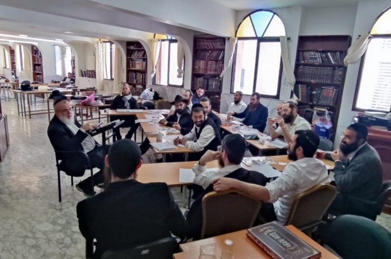 בכולל 'אור יעקב' ברחובות בראשות הרב שלמה גלעדי שליט