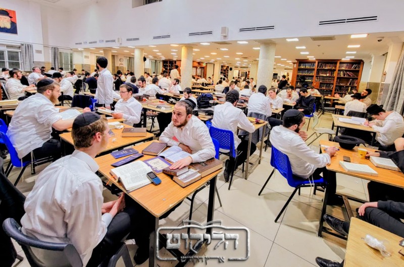 מבצע 'הליקוט' יוצא לדרך: מאות תמימים מעמיקים בכרך כ