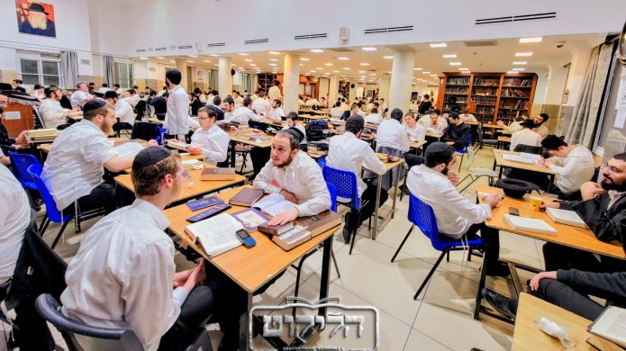 מבצע 'הליקוט' יוצא לדרך: מאות תמימים מעמיקים בכרך כ