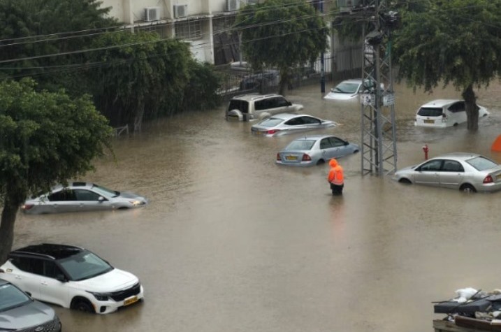 הצפות חריגות במיוחד בלב שכונת נחלת הר חב