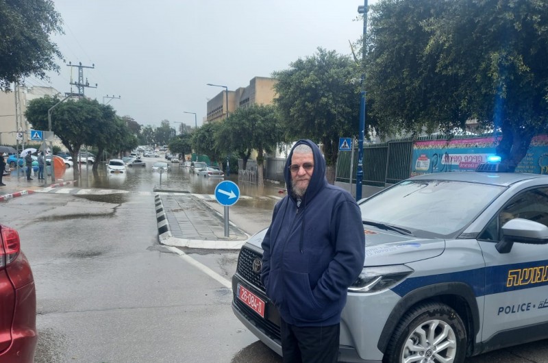 משעות הבוקר המוקדמות: העסקן החב