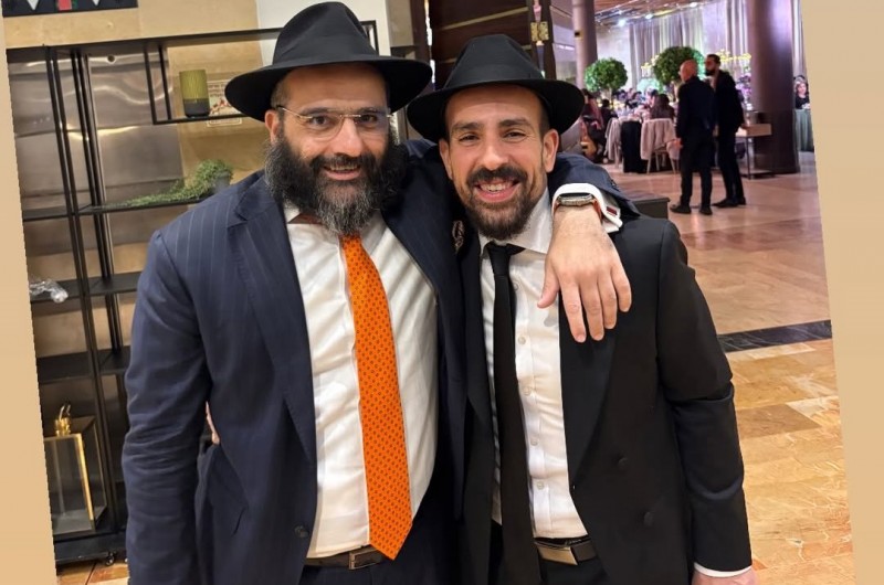 אחוות המוזיקאים: הזמר החב