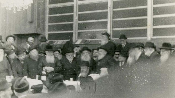 בתרגום מלא: מאמרי 'באתי לגני' המתאימים לשנה זו מפי הרבי 