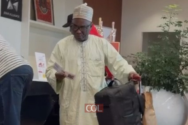  אושיית הרשת דודי קפלר נחת באדיס אבבה במסגרת מסעו החדש לסקר בתי חב