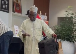  אושיית הרשת דודי קפלר נחת באדיס אבבה במסגרת מסעו החדש לסקר בתי חב