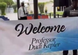 היעד נחשף: מאדיס אבבה אתיופיה, ממשיך אושיית הרשת דודי קפלר ליעד הבא ביבשת אפריקה: רואנדה. ממדינה ידועת משברים ומלחמות עקובות מדם, הפכה לפנינה של אפריקה. כך נראתה קבלת הפנים. צפו: