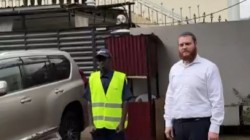 קפלר מתקבל על ידי שליח חב