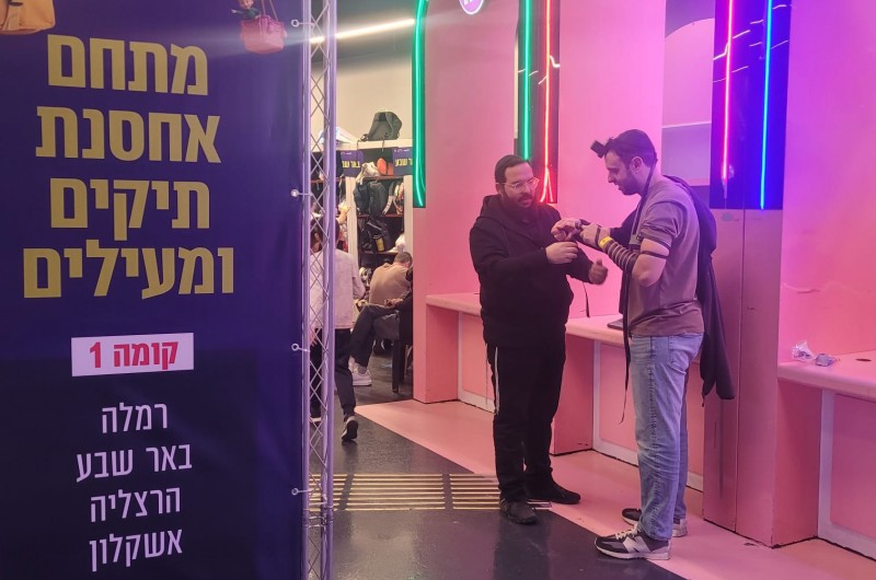 המתעד תועד: הצלם החב