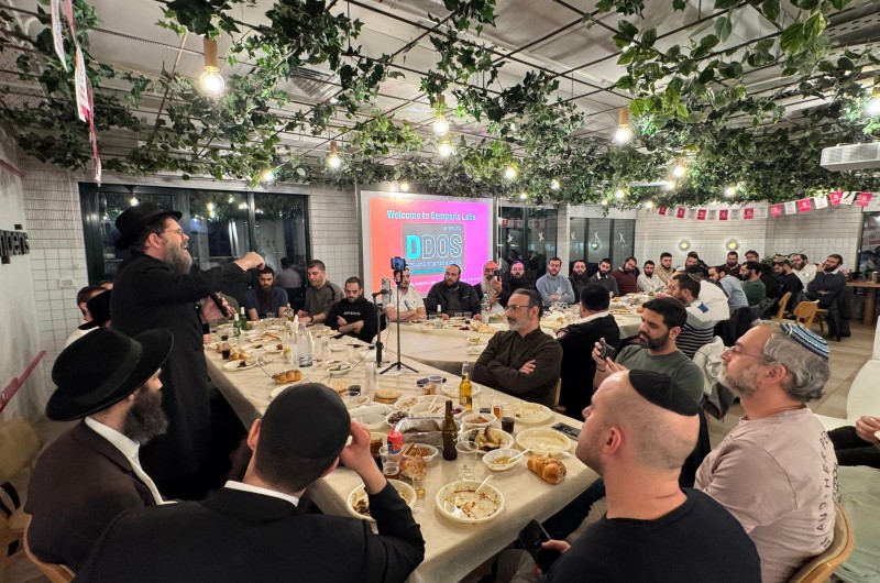 המתכנים למדו: האחריות בהבאת המשיח - מתוך עולם הקוד