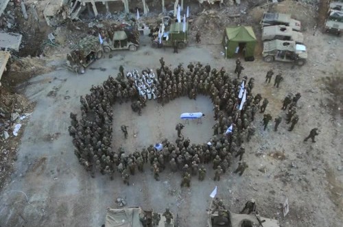 רני גואילי, השוטר האלמוני שמזכיר לנו את עצם עצמיותנו