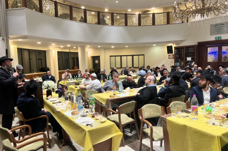 מאות יהודים מ-83 בתי כנסת בטבריה בהתוועדות יו