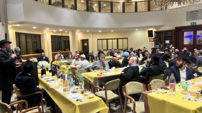 מאות יהודים מ-83 בתי כנסת בטבריה בהתוועדות יו