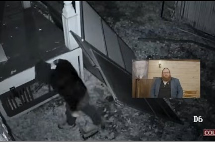 אסף עצים - ונתפס: אלמוני ניסה להצית את בית חב