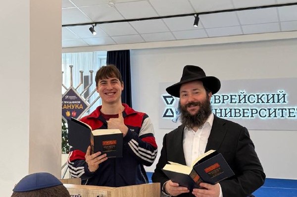 שליח הרבי ורב האוניברסיטה העברית במוסקבה, הרב שלום-בער גודלבערג, ערך סיום הרמב