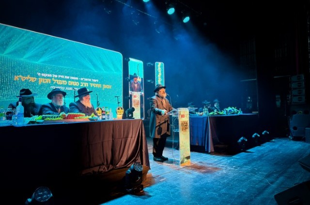 המעמד המסורתי: כ-1,200 איש בחגיגת סיום הרמב