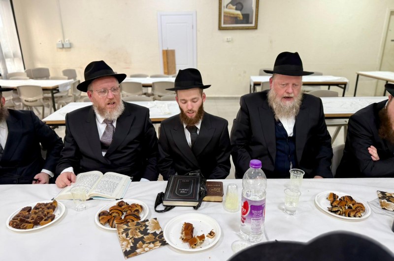 'קבלת פנים' של החתן הת' שבתאי זליקוביץ', בנו של העסקן החב