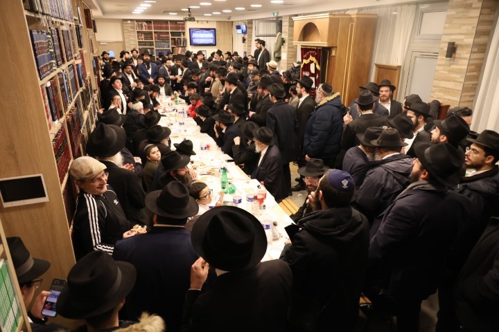 האחים אזימוב סיפרו על הקשר שהיה להוריהם עם הרבנית