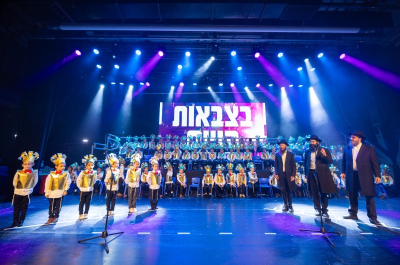 השיר המדובר ממסיבת החומש בנחל'ה שריגש את ההורים | צפו