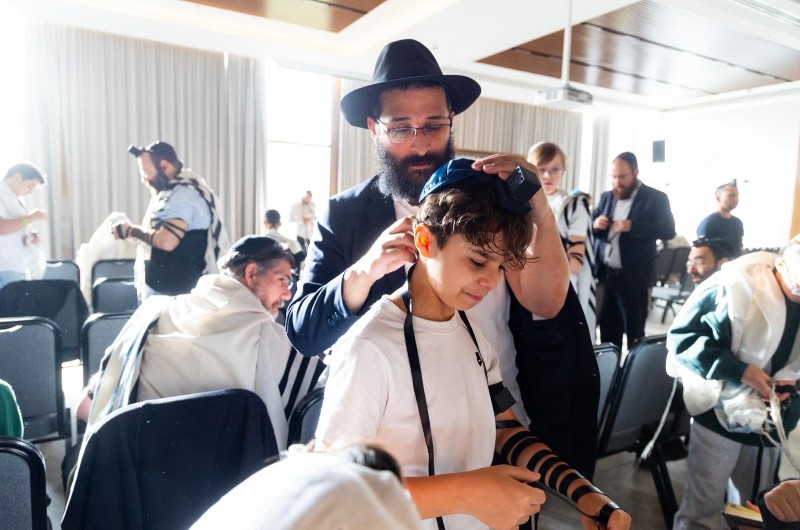 בפעם ה-16: מסע בר המצווה של 200 הנערים מאירופה בישראל