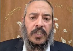 מדוע ה' מבקש ממשה, שעם ישראל יתרום ויבנה את המשכן? הרי הקב