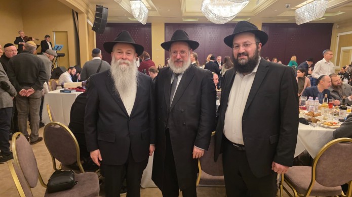 התרגשות בדנייפרו לקראת 'שבת אחדות' לשלוחים באוקראינה