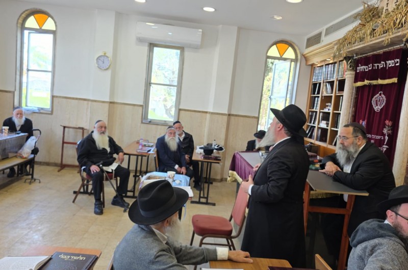 בהתוועדות ז׳ אדר: אורח מיוחד בכולל בבית מנחם בכפר חב