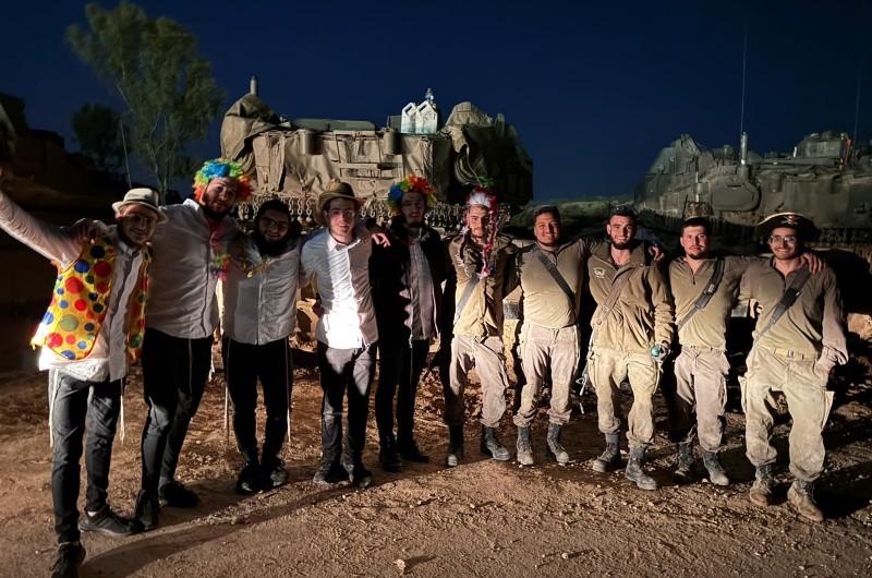 מגיעים לכל בסיס צה