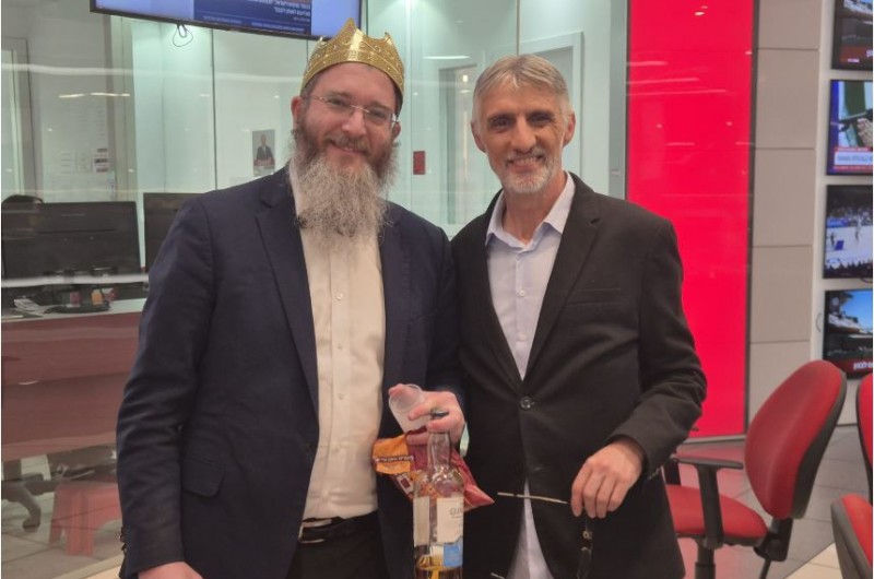 הרב מוני אנדר פגש בפורים בערוץ 12 את בני סבטי, חוקר ודובר משרד ראש הממשלה לענייני איראן. הרב אנדר: 