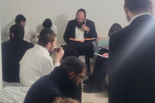 תלמידי הישיבה הגדולה 