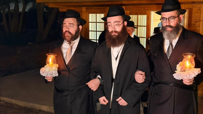 חתונת גופין-וולוסוב: חופה תחת השמים - הריקודים במקלט